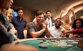 Meja kartu Teen Patti bertema ong368